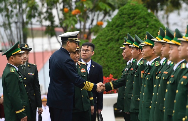 Bộ trưởng Phan Văn Giang đón Bộ trưởng Quốc phòng Trung Quốc sang Việt Nam giao lưu hữu nghị- Ảnh 8. Bộ trưởng Phan Văn Giang đón Bộ trưởng Quốc phòng Trung Quốc sang Việt Nam giao lưu hữu nghị- Ảnh 8.