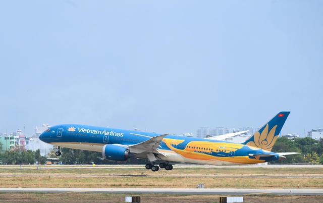 Vietnam Airlines khai trương nhà ga T3 bằng chuyến bay đặc biệt mang hình ảnh Chim Lạc- Ảnh 8. Vietnam Airlines khai trương nhà ga T3 bằng chuyến bay đặc biệt mang hình ảnh Chim Lạc- Ảnh 8.