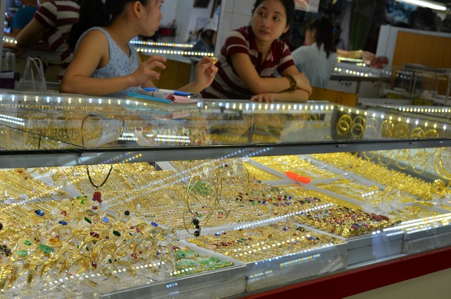 Giá vàng hôm nay, 22-4: Tăng dữ dội - Ảnh 1. Giá vàng hôm nay, 22-4: Tăng dữ dội - Ảnh 1.