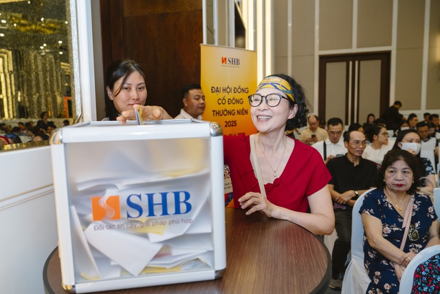 SHB đặt kế hoạch lợi nhuận tăng 25%, cổ đông đồng hành- Ảnh 3. SHB đặt kế hoạch lợi nhuận tăng 25%, cổ đông đồng hành- Ảnh 3.