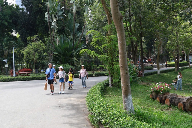 Bí mật đằng sau vé vào cửa miễn phí tại Thảo cầm viên tháng 4 - Ảnh 2.