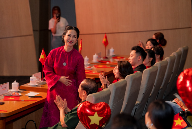 Yêu nước theo cách của bạn, kể lại câu chuyện bằng video- Ảnh 4. Yêu nước theo cách của bạn, kể lại câu chuyện bằng video- Ảnh 4.