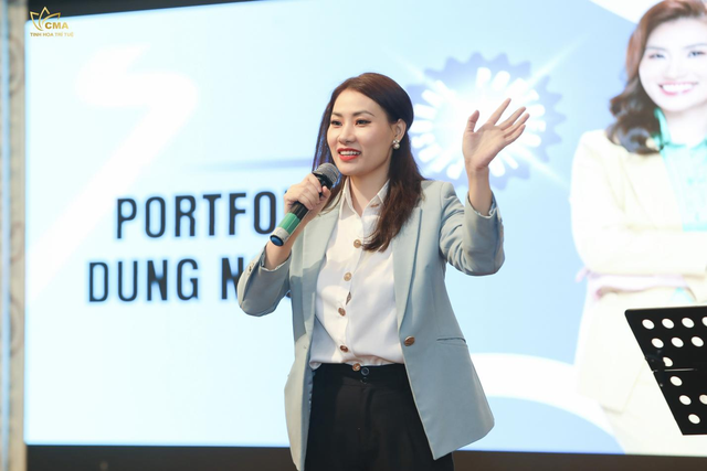 Dung Vanesa: "Hành trình từ Giám sát viên Hàng không đến chuyên gia AI"- Ảnh 3. Dung Vanesa: "Hành trình từ Giám sát viên Hàng không đến chuyên gia AI"- Ảnh 3.