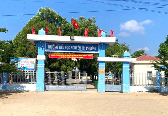 Tạm giữ thầy giáo nghi dâm ô nhiều nữ sinh tiểu học- Ảnh 1. Tạm giữ thầy giáo nghi dâm ô nhiều nữ sinh tiểu học- Ảnh 1.
