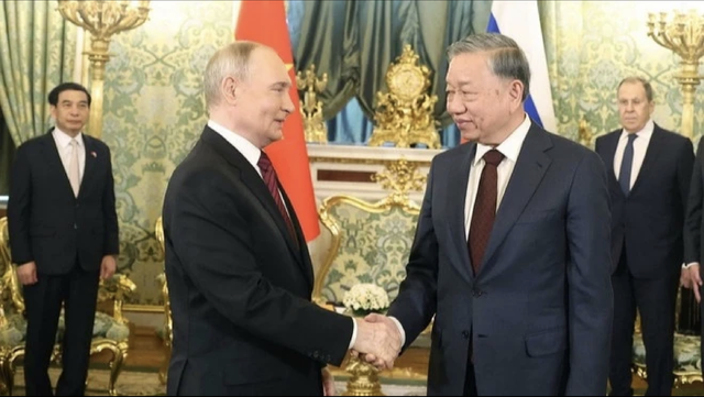 Tổng Bí thư Tô Lâm hội đàm hẹp với Tổng thống Nga Vladimir Putin- Ảnh 2. Tổng Bí thư Tô Lâm hội đàm hẹp với Tổng thống Nga Vladimir Putin- Ảnh 2.