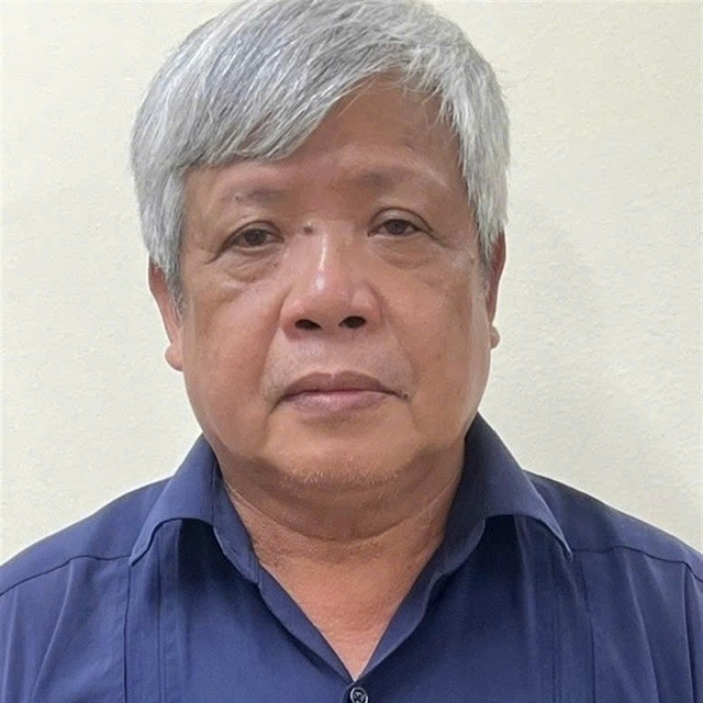 Hôm nay, cựu thứ trưởng Bộ TN-MT Nguyễn Linh Ngọc hầu toà- Ảnh 1. Hôm nay, cựu thứ trưởng Bộ TN-MT Nguyễn Linh Ngọc hầu toà - Ảnh 7.