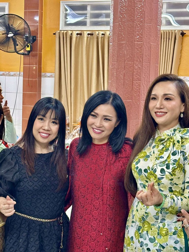 Siu Black, Phương Thanh, Trọng Phúc tạo dấu ấn đẹp tại chương trình Mừng Phật Đản 2025- Ảnh 6. Siu Black, Phương Thanh, Trọng Phúc tạo dấu ấn đẹp tại chương trình Mừng Phật Đản 2025- Ảnh 6.