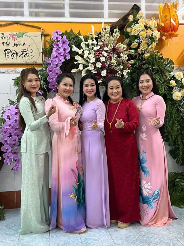 Siu Black, Phương Thanh, Trọng Phúc tạo dấu ấn đẹp tại chương trình Mừng Phật Đản 2025- Ảnh 2. Siu Black, Phương Thanh, Trọng Phúc tạo dấu ấn đẹp tại chương trình Mừng Phật Đản 2025- Ảnh 2.