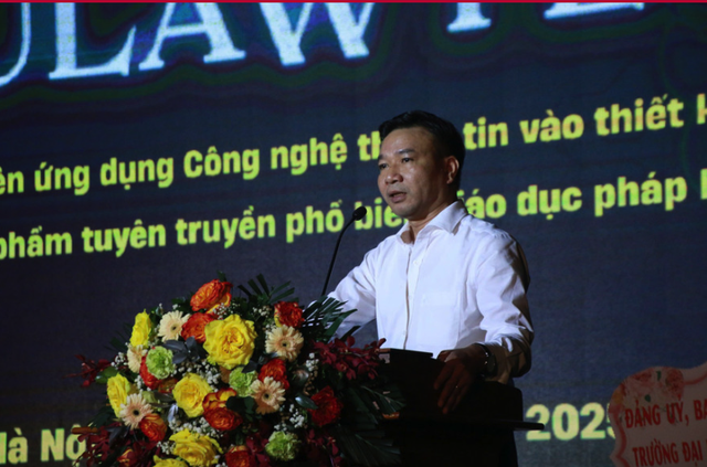 Sinh viên tuyên truyền pháp luật bằng công nghệ- Ảnh 2. Sinh viên tuyên truyền pháp luật bằng công nghệ- Ảnh 2.