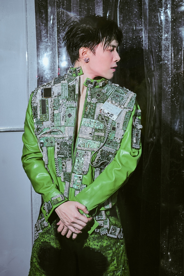 "Yêu nữ hàng hiệu" bản nam của showbiz Việt - Ảnh 3.