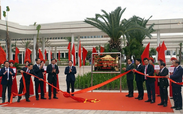 Trong một buổi chiều, Hải Phòng khởi công, khánh thành 12 dự án trọng điểm- Ảnh 2. Trong một buổi chiều, Hải Phòng khởi công, khánh thành 12 dự án trọng điểm- Ảnh 2.