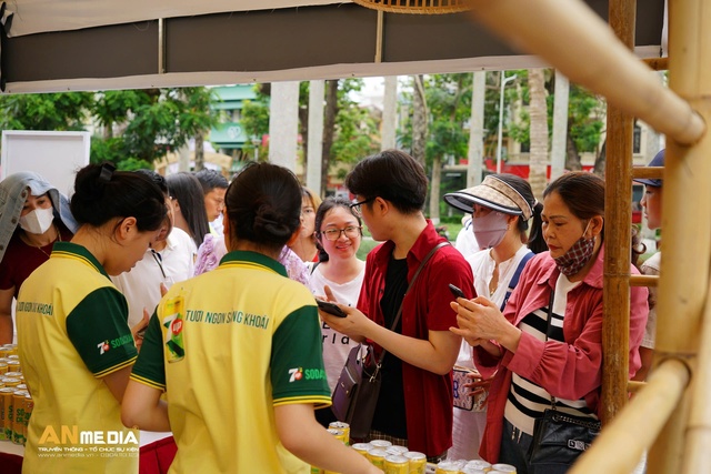 Liên hoan ẩm thực món ngon Hải Phòng 2025: Tôn vinh tinh hoa ẩm thực đất Cảng- Ảnh 3. Liên hoan ẩm thực món ngon Hải Phòng 2025: Tôn vinh tinh hoa ẩm thực đất Cảng- Ảnh 3.