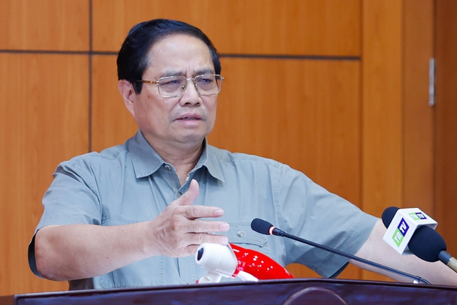 Nghiên cứu, làm ngay tuyến đường thẳng nhất quy mô 10 làn từ TP Hưng Yên tới TP Thái Bình - Ảnh 1.