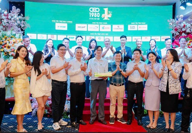 CEO 1980 tổ chức sinh nhật tròn 01 tuổi - Ảnh 1.