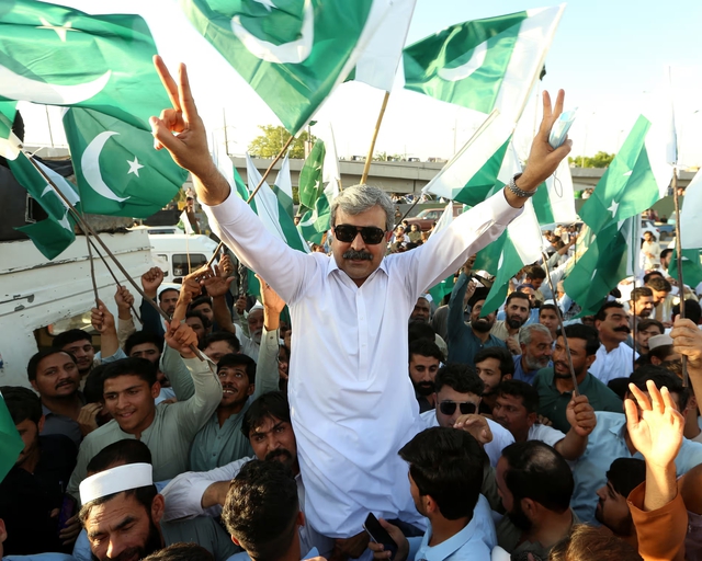 Pakistan - Ấn Độ đều tuyên bố chiến thắng, ông Donald Trump đưa ra hứa hẹn - Ảnh 1. Pakistan - Ấn Độ đều tuyên bố chiến thắng, ông Donald Trump đưa ra hứa hẹn - Ảnh 1.