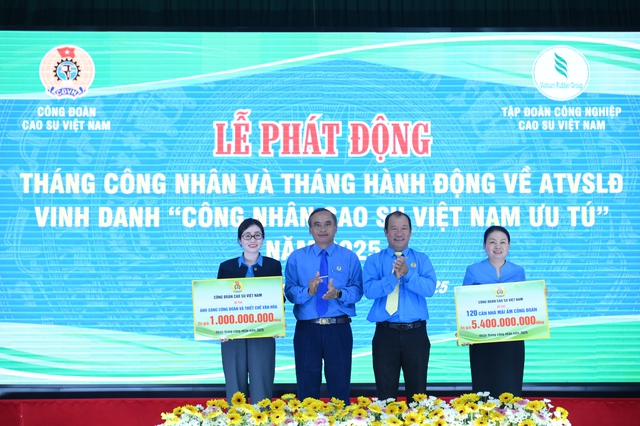Hàng tỉ đồng chăm lo nhà ở, thiết chế văn hóa cho công nhân - Ảnh 2.