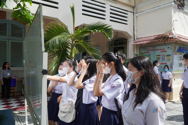 Cảnh báo khẩn của Sở GD-ĐT TP HCM liên quan đến kỳ tuyển sinh đầu cấp - Ảnh 1.