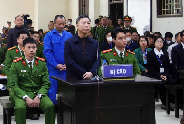 Xử phúc thẩm 2 bị cáo Lưu Bình Nhưỡng và Lê Thanh Vân- Ảnh 1. Xử phúc thẩm 2 bị cáo Lưu Bình Nhưỡng và Lê Thanh Vân- Ảnh 1.