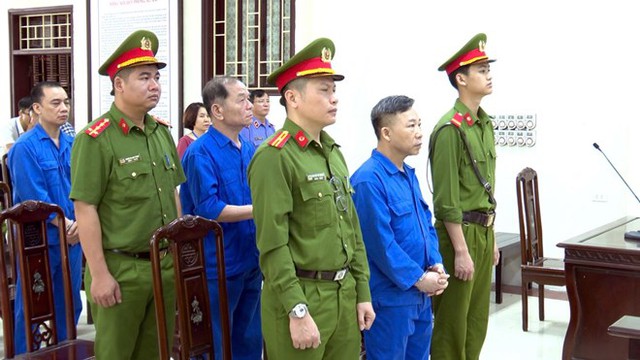 Qua luật sư, bị cáo Lưu Bình Nhưỡng xin lỗi Đảng, Nhà nước, mong được khoan hồng- Ảnh 2. Qua luật sư, bị cáo Lưu Bình Nhưỡng xin lỗi Đảng, Nhà nước, mong được khoan hồng- Ảnh 2.