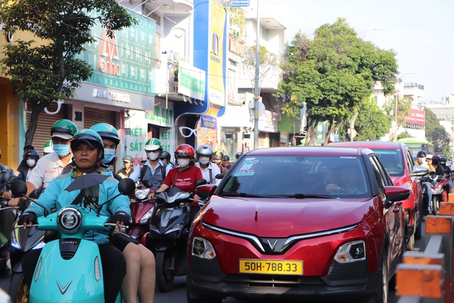Đường Quang Trung, Gò Vấp: "Điểm đen" liên tục tai nạn chết người- Ảnh 4. Đường Quang Trung, Gò Vấp: "Điểm đen" liên tục tai nạn chết người- Ảnh 4.