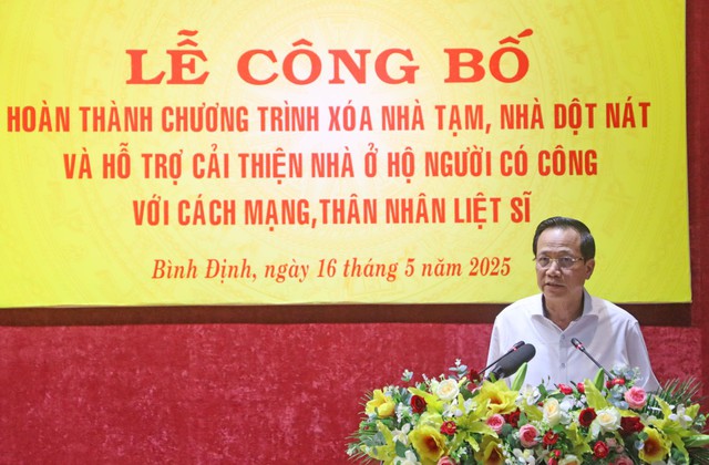 Bình Định công bố hoàn thành sớm mục tiêu xóa nhà tạm, nhà dột nát- Ảnh 3. Bình Định công bố hoàn thành sớm mục tiêu xóa nhà tạm, nhà dột nát- Ảnh 3.