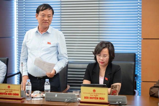 "Xử phạt 1 triệu đồng mà không lập biên bản, người dân khiếu nại thì sao?"- Ảnh 1. "Xử phạt 1 triệu đồng mà không lập biên bản, người dân khiếu nại thì sao?"- Ảnh 1.