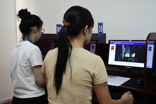 Hình ảnh Công an Đồng Nai lần đầu tổ chức kỳ thi sát hạch lái ô tô- Ảnh 11. Hình ảnh Công an Đồng Nai lần đầu tổ chức kỳ thi sát hạch lái ô tô- Ảnh 11.