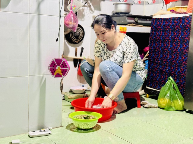 Trăn trở về quê hay ở lại thành phố của người lao động- Ảnh 2. Trăn trở về quê hay ở lại thành phố của người lao động- Ảnh 2.