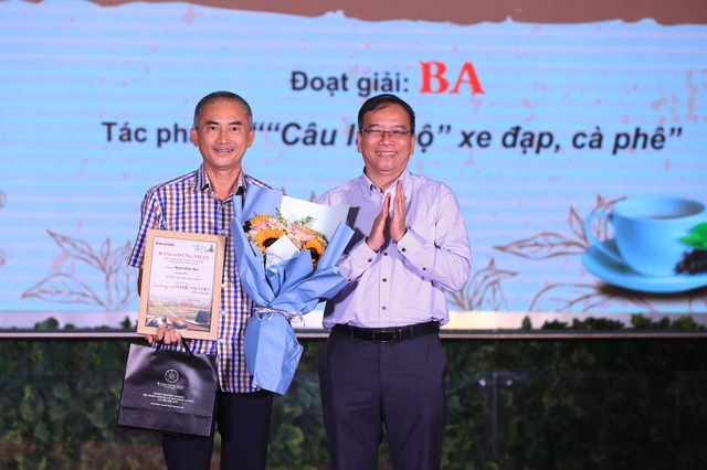 Viết nên những giá trị không thể đong đếm của trà, cà phê- Ảnh 5. Viết nên những giá trị không thể đong đếm của trà, cà phê- Ảnh 5.