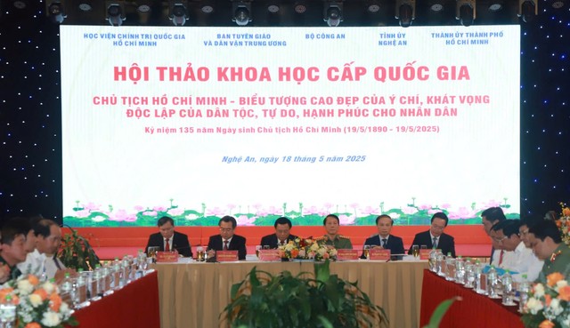 Chủ tịch Hồ Chí Minh - Biểu tượng cao đẹp của ý chí, khát vọng độc lập của dân tộc- Ảnh 1. Chủ tịch Hồ Chí Minh - Biểu tượng cao đẹp của ý chí, khát vọng độc lập của dân tộc- Ảnh 1.