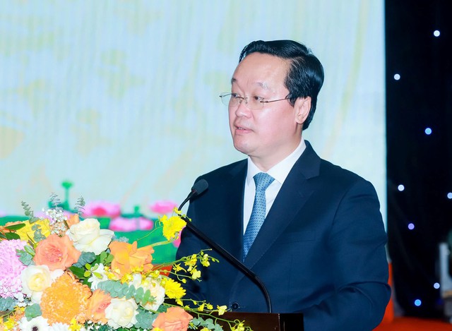 Chủ tịch Hồ Chí Minh - Biểu tượng cao đẹp của ý chí, khát vọng độc lập của dân tộc- Ảnh 4. Chủ tịch Hồ Chí Minh - Biểu tượng cao đẹp của ý chí, khát vọng độc lập của dân tộc- Ảnh 4.