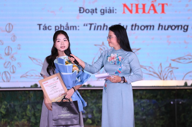 Viết nên những giá trị không thể đong đếm của trà, cà phê- Ảnh 3. Viết nên những giá trị không thể đong đếm của trà, cà phê- Ảnh 3.