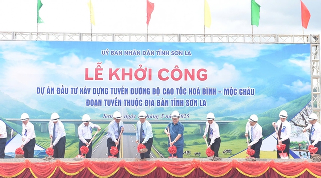 Khởi công tuyến cao tốc Hòa Bình - Mộc Châu - Ảnh 1. Khởi công tuyến cao tốc Hòa Bình - Mộc Châu - Ảnh 1.
