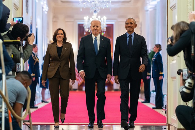 Ông Obama, bà Harris liên tiếng - Ảnh 1. Ông Obama, bà Harris liên tiếng - Ảnh 1.
