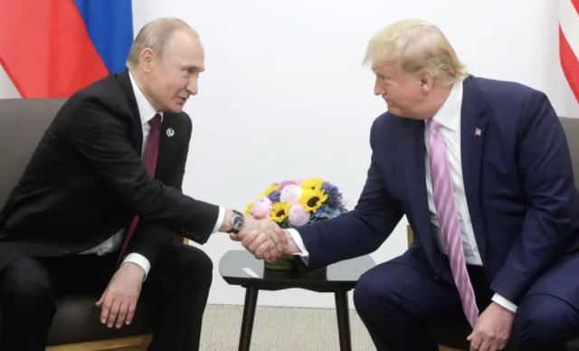 Tổng thống Donald Trump điện đàm với Tổng thống Vladimir Putin- Ảnh 1. Tổng thống Donald Trump điện đàm với Tổng thống Vladimir Putin- Ảnh 1.