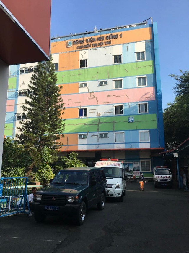 Giao ban quanh bàn cà phê - Ảnh 2.