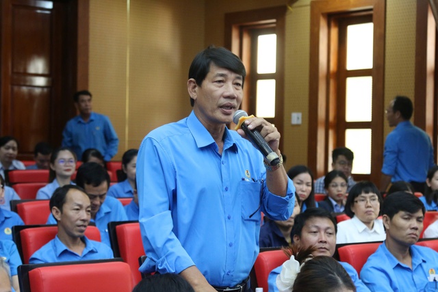 Chủ tịch tỉnh Khánh Hòa giải quyết các vấn đề thiết thực của người lao động- Ảnh 2. Chủ tịch tỉnh Khánh Hòa giải quyết các vấn đề thiết thực của người lao động- Ảnh 2.