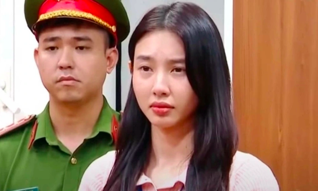 Hoa hậu Nguyễn Thúc Thùy Tiên khai gì tại cơ quan công an?- Ảnh 1. Hoa hậu Nguyễn Thúc Thùy Tiên khai gì tại cơ quan công an?- Ảnh 1.
