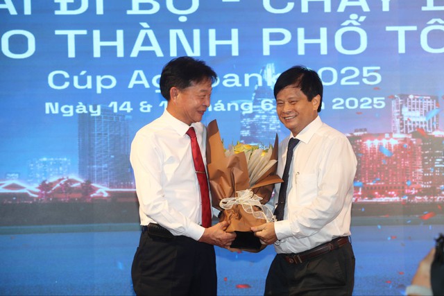 Công bố Giải đi bộ - chạy bộ "Tự hào thành phố tôi yêu" - Ảnh 2.