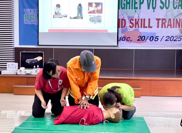 Cấp cứu tại chỗ - VWS chú trọng huấn luyện kỹ năng cho người lao động- Ảnh 3. Cấp cứu tại chỗ - VWS chú trọng huấn luyện kỹ năng cho người lao động- Ảnh 3.