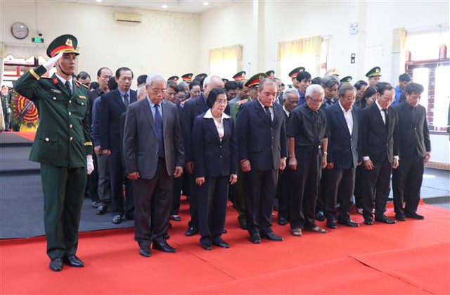 Trang nghiêm Lễ viếng nguyên Chủ tịch nước Trần Đức Lương tại Quảng Ngãi- Ảnh 2.