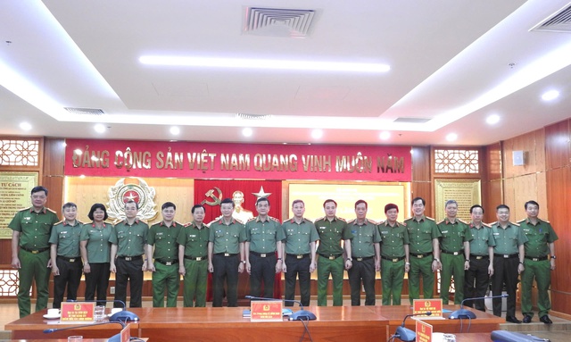 Công an TP HCM, Bình Dương, Bà Rịa - Vũng Tàu làm viêc về công tác sáp nhập - Ảnh 4.