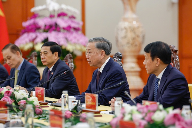 Tổng Bí thư Tô Lâm: Đưa khoa học công nghệ thành trụ cột hợp tác mới Việt Nam - Pháp- Ảnh 5. Tổng Bí thư Tô Lâm: Đưa khoa học công nghệ thành trụ cột hợp tác mới Việt Nam - Pháp- Ảnh 5.