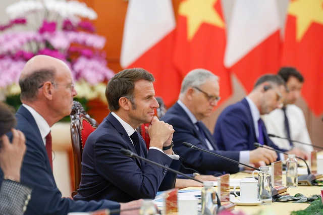Tổng Bí thư Tô Lâm: Đưa khoa học công nghệ thành trụ cột hợp tác mới Việt Nam - Pháp- Ảnh 8. Tổng Bí thư Tô Lâm: Đưa khoa học công nghệ thành trụ cột hợp tác mới Việt Nam - Pháp- Ảnh 8.