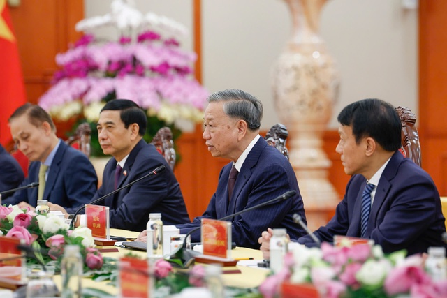 Tổng Bí thư Tô Lâm: Đưa khoa học công nghệ thành trụ cột hợp tác mới Việt Nam - Pháp- Ảnh 7. Tổng Bí thư Tô Lâm: Đưa khoa học công nghệ thành trụ cột hợp tác mới Việt Nam - Pháp- Ảnh 7.
