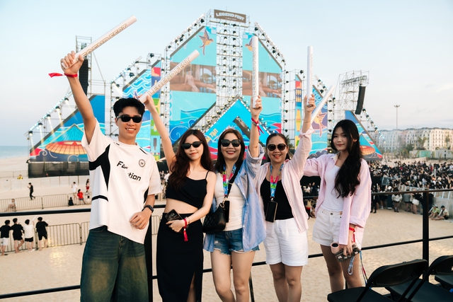 "Legend Fest 2025: Cầu Nối Văn Hóa, Nghệ Thuật Và Lòng Tự Hào Dân Tộc Tại Đồng Hới"- Ảnh 2. "Legend Fest 2025: Cầu Nối Văn Hóa, Nghệ Thuật Và Lòng Tự Hào Dân Tộc Tại Đồng Hới"- Ảnh 2.