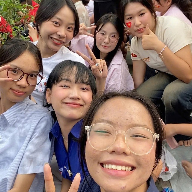Nhóm sinh viên "giải cứu" cựu chiến binh - Ảnh 4.
