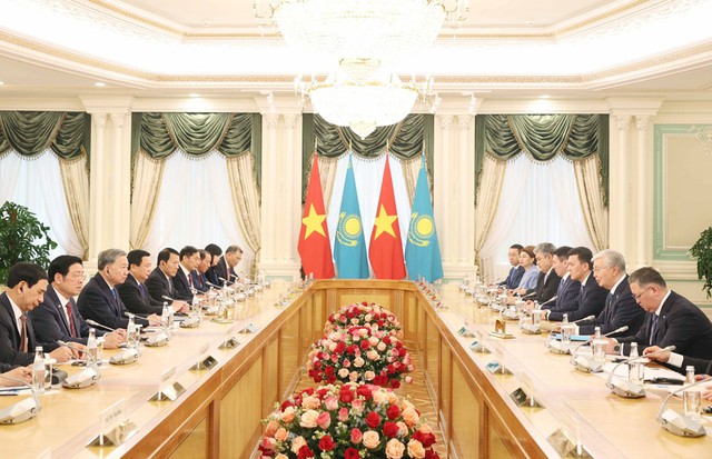 Việt Nam - Kazakhstan nâng cấp quan hệ- Ảnh 1. Việt Nam - Kazakhstan nâng cấp quan hệ- Ảnh 1.