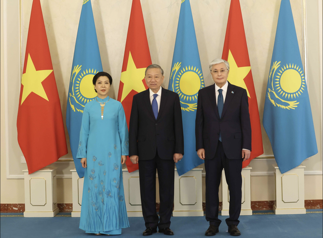 Lễ đón Tổng Bí thư Tô Lâm và Phu nhân thăm cấp Nhà nước Kazakhstan - Ảnh 6. Lễ đón Tổng Bí thư Tô Lâm và Phu nhân thăm cấp Nhà nước Kazakhstan - Ảnh 6.