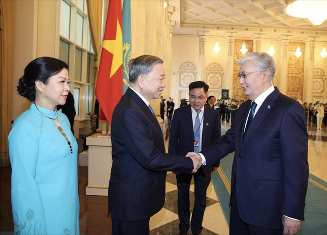 Lễ đón Tổng Bí thư Tô Lâm và Phu nhân thăm cấp Nhà nước Kazakhstan - Ảnh 2.